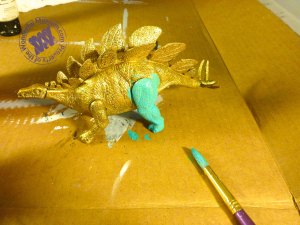 Learn how to paint something so that it looks like a bronze statue