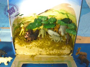 Learn the basics of diorama construction with this little tutorial