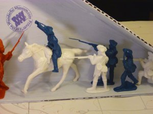 Learn how to make a pediment with sculptures for your museum